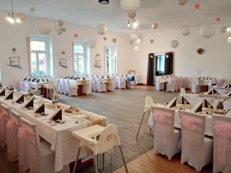 Penzion Pivovar Podlesi Příbram Exteriör bild