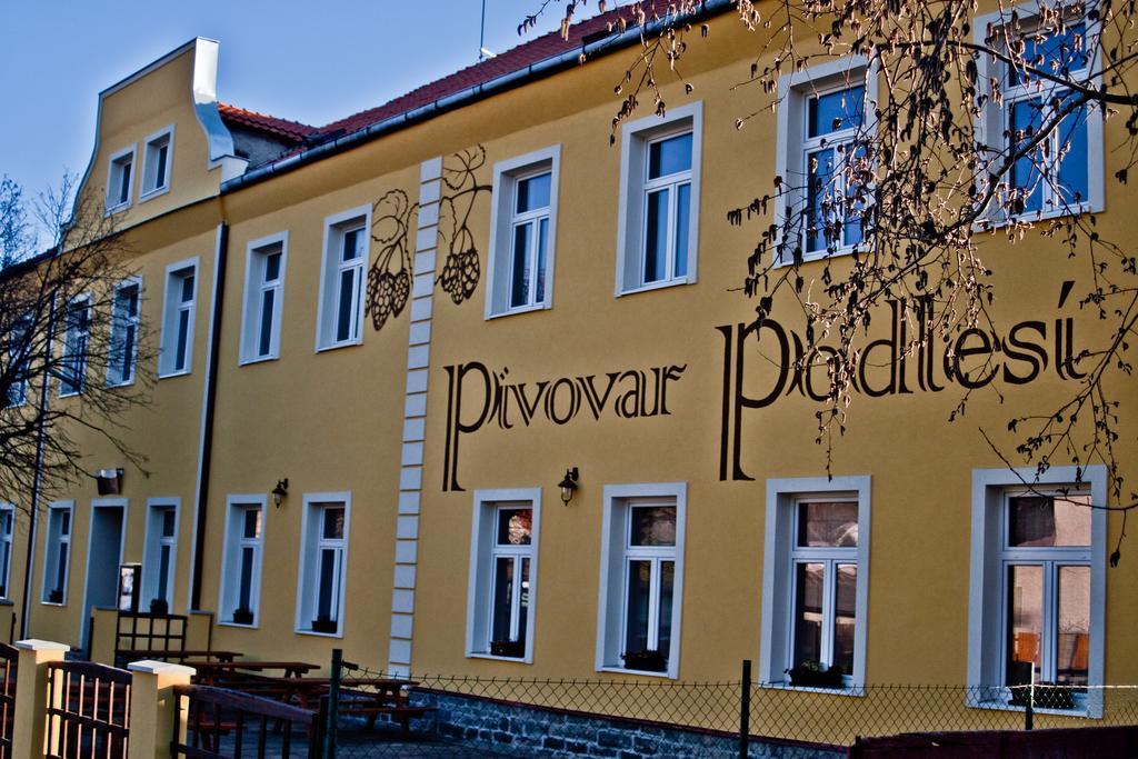 Penzion Pivovar Podlesi Příbram Exteriör bild