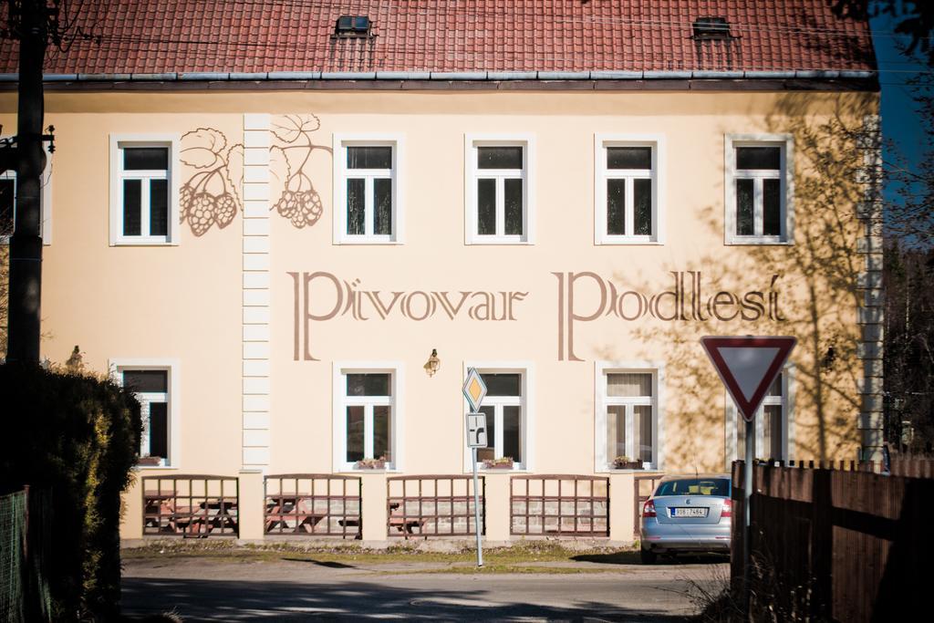 Penzion Pivovar Podlesi Příbram Exteriör bild