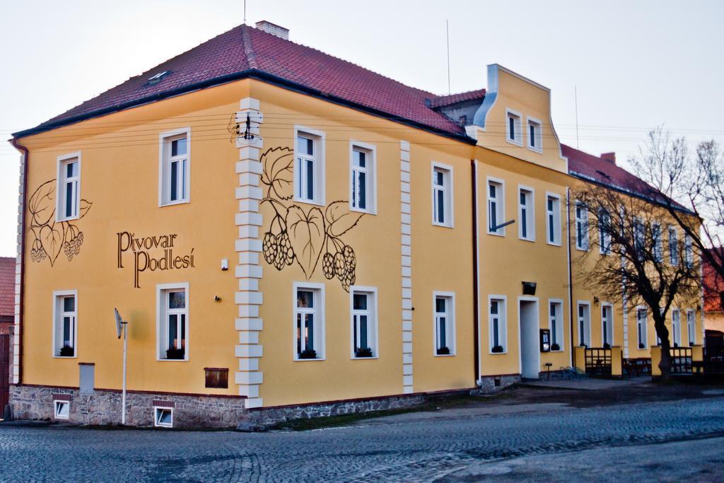 Penzion Pivovar Podlesi Příbram Exteriör bild