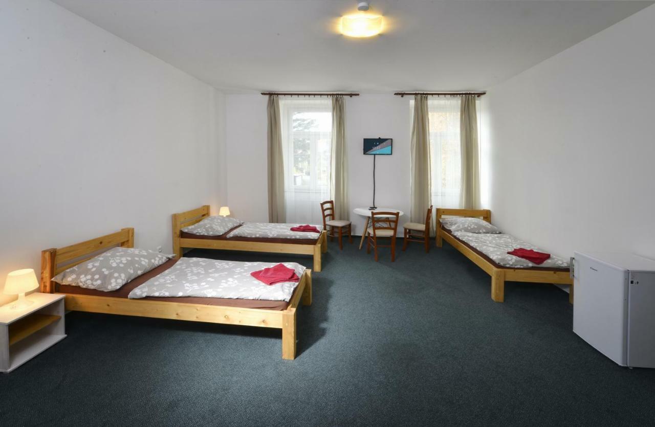 Penzion Pivovar Podlesi Příbram Exteriör bild